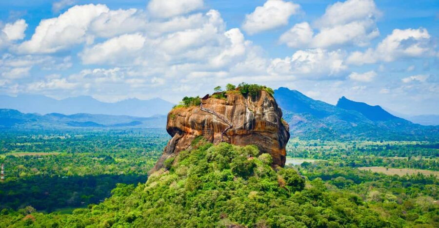 Kandy to Sigiriya and Dambulla Day Trip