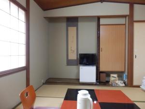 Kikunoya Ryokan - Overview and Location