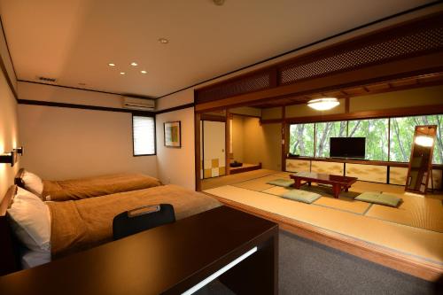 Koyasan Shukubo Fumonin - Koyasan Mountain Lodging - Overview and Location