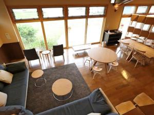 Kurazou - Discovering Shinhidakas Attractions