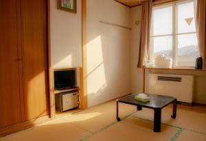 La Vista Hotel Tsugaike - Stay on the Slopes - Room Types and Amenities