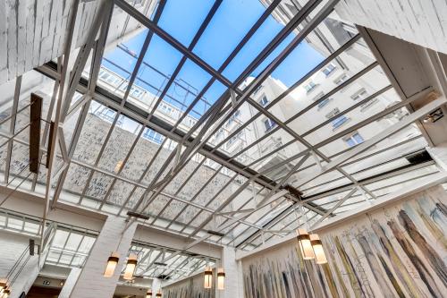 Le A Hotel Review: A Parisian Gem - Overview of Le A Hotel