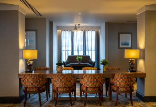 Leonardo Royal Hotel Brighton Waterfront - Location and Proximity