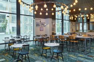 Leonardo Royal London Tower Bridge - Hotel Overview and Location