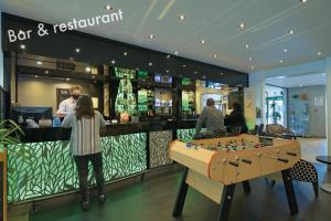 Les Suites - Konine 4 - Hotel & Bar & Restaurant - Location and Accessibility