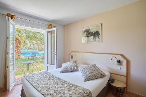 Logis Hotel Le Rodin - Location and Accessibility