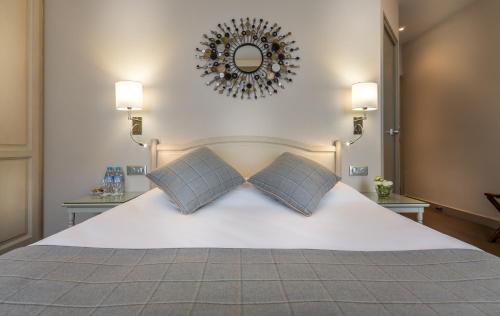 Logis Hotel - The Berry Residence - Location and Accessibility