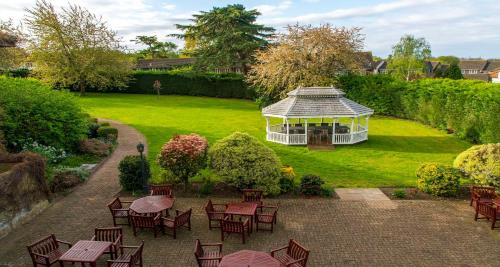 London Chigwell Prince Regent Hotel, BW Signature Collection - Facilities and Amenities