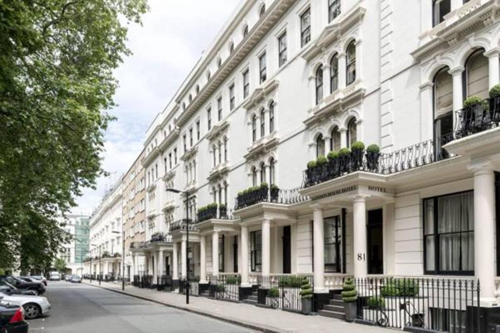 London House Hotel - Hotel Overview and Location