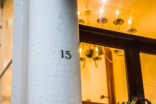 London Town Hotel - Hotel Overview