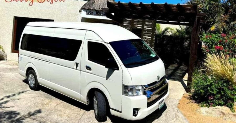 Los Cabos Airport: Group Transportation to Cabo San Lucas