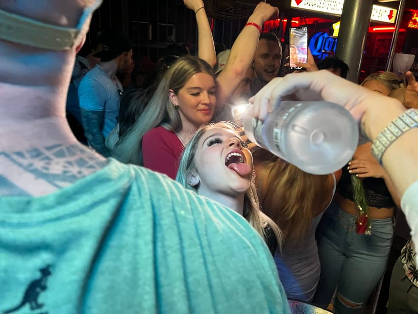Los Cabos: Bar Crawl - Activity Overview