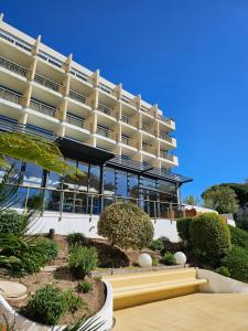 Luxotel Cannes - Hotel Overview