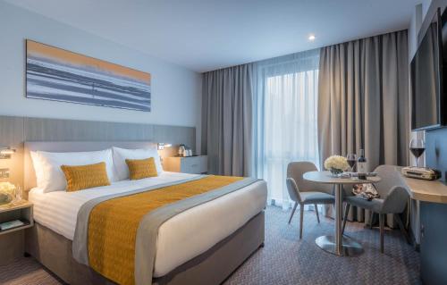 Maldron Hotel Manchester City Centre - Hotel Overview and Location
