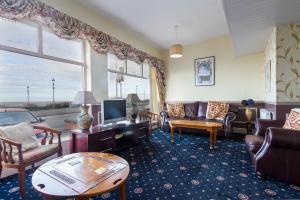 Maples Hotel - Accommodation Options