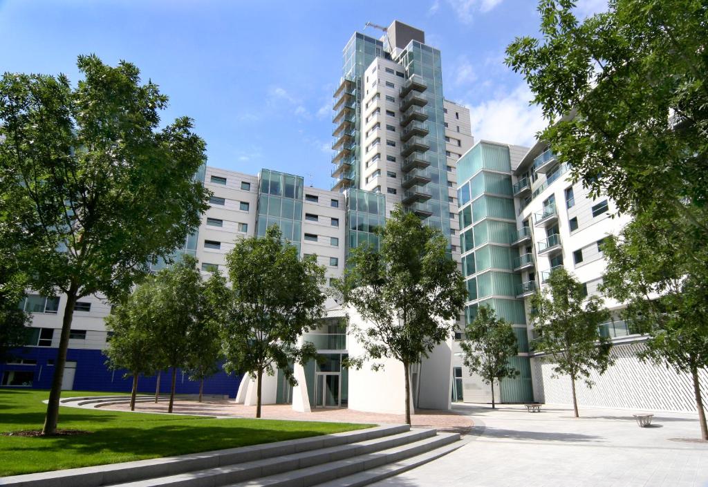 Marlin Apartments London Bridge - Empire Square - Property Overview