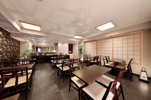 Marutamachi Crystal Hotel - Hotel Overview