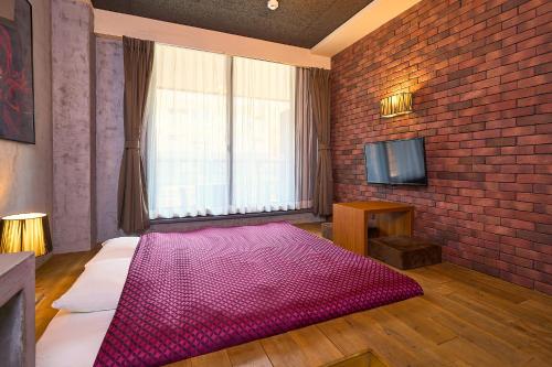 Material - Hotel Overview