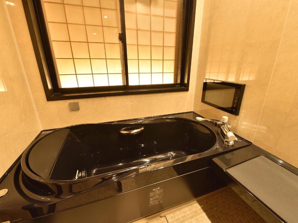 Matsui-Bekkan Hanakanzashi - Overview and Location