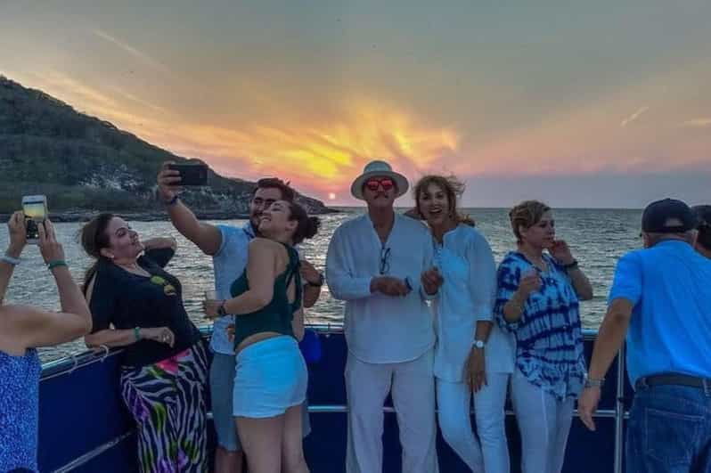 Mazatlan: Catamaran Party Sensation by the Bay - Exciting Catamaran Adventure