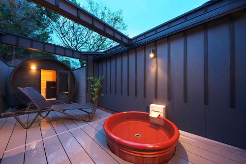 Meitei No Yado Hotel Koshien - Hotel Overview and Location