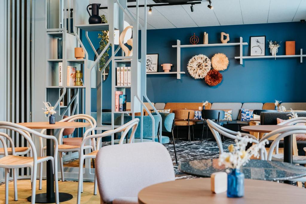 Mercure Brest Centre Port - Hotel Overview