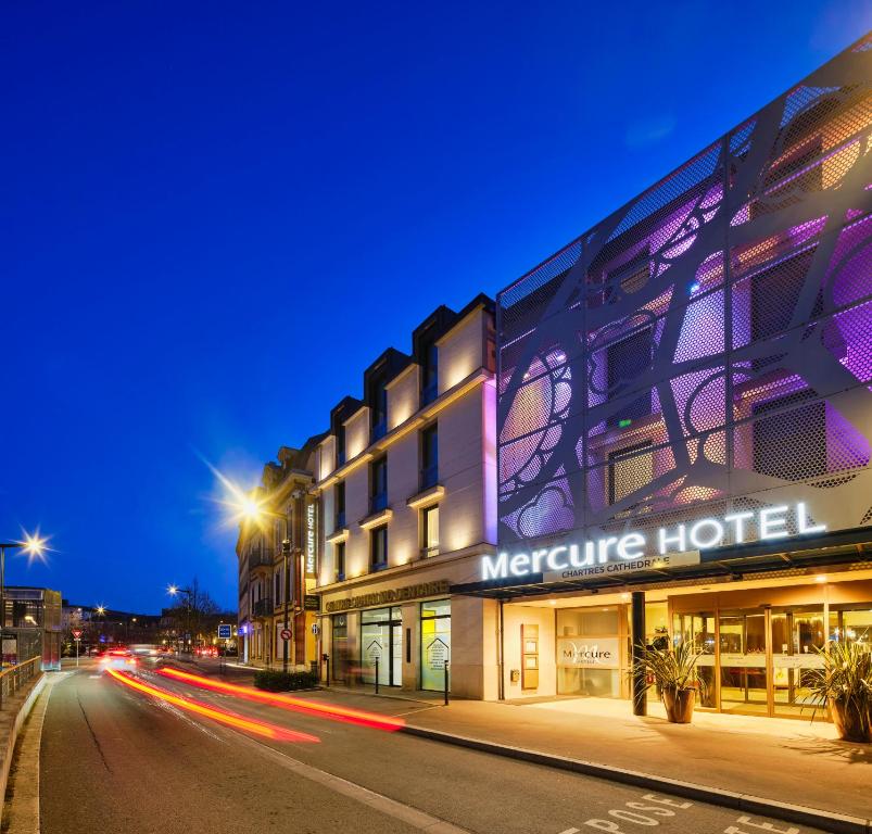 Mercure Chartres Cathedral - Hotel Overview