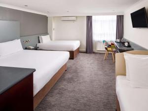 Mercure Chester Abbots Well Hotel - Location and Directions