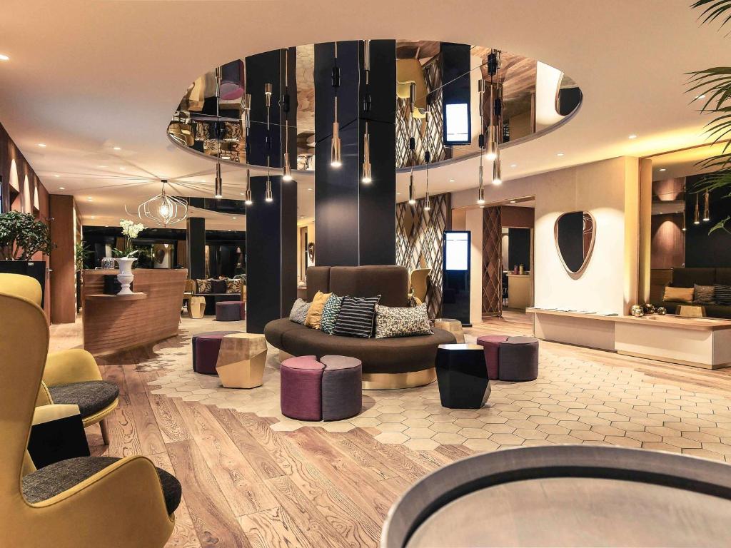 Mercure Dijon Centre Clemenceau - Location and Accessibility