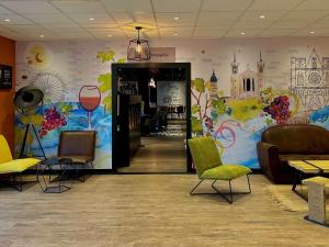 Mercure Lyon Est Chaponnay - Property Overview