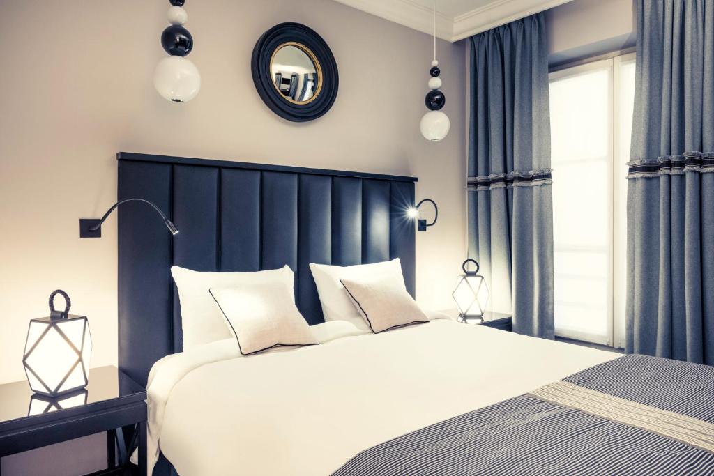 Mercure Paris Arc De Triomphe Wagram - Property Overview