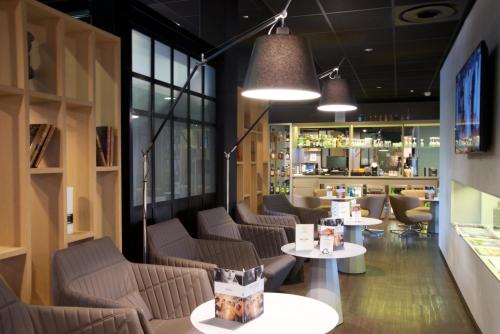 Mercure Perigueux Historic Centre - Location and Accessibility