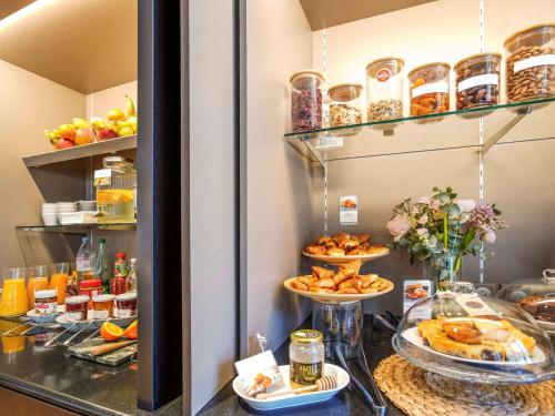 Mercure Rennes Centre Place Bretagne - Hotel Overview