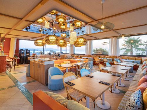 Mercure Villeneuve Loubet Plage - Overview of Mercure Villeneuve Loubet Plage