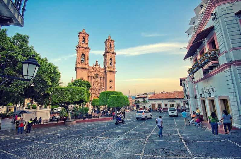 Mexico City: Taxco and Cuernavaca