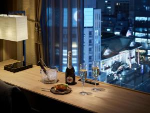 Millennium Mitsui Garden Hotel Tokyo - Ginza - Hotel Location and Accessibility