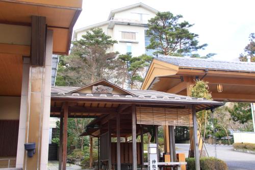 Minoya - Overview and Location