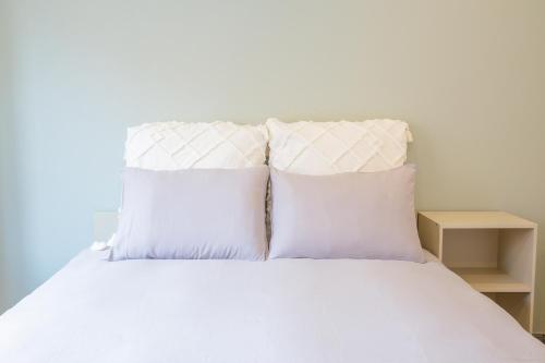 Minutes From Sumiyoshi & Iconic Attractions & Sky Tree - Good To Know