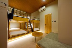 Mizuka Imaizumi 2 - Unmanned Hotel - - Hotel Overview