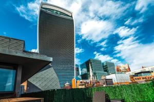 Modern City Apartments - Property Overview and Location