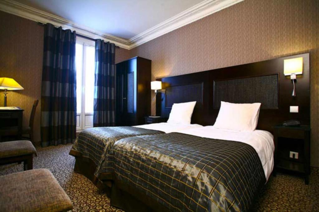 Montparnasse Convention - Hotel Overview and Location