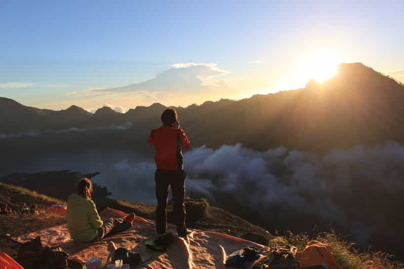 Mount Rinjani 2-Day Trek to the Summit or Crater Rim