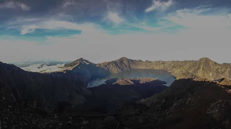 Mount Rinjani 2D/1N Sembalun Rim & Summit