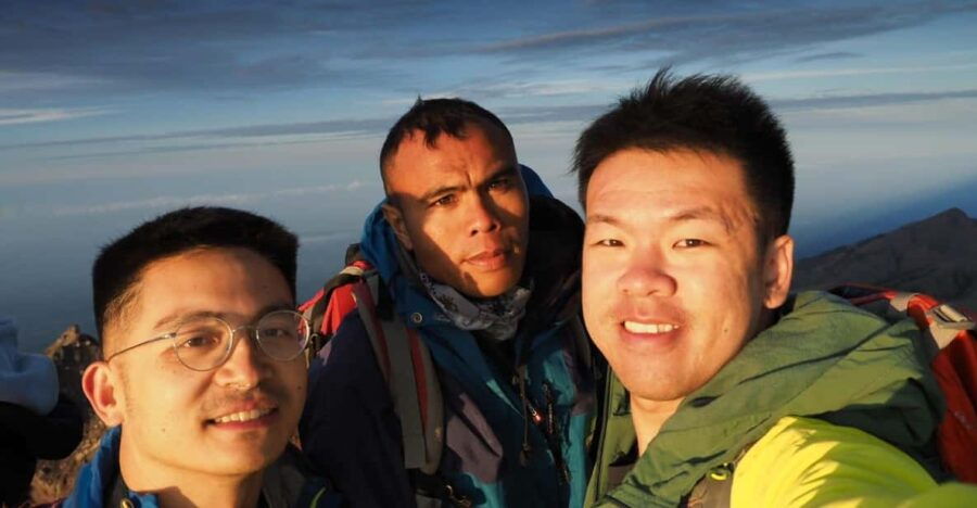 Mount Rinjani Trekking 3d/2n Summit Lake Hotpring Bestseller - Detailed Itinerary