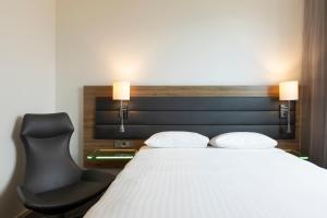 Moxy London Excel - Overview of Moxy London Excel