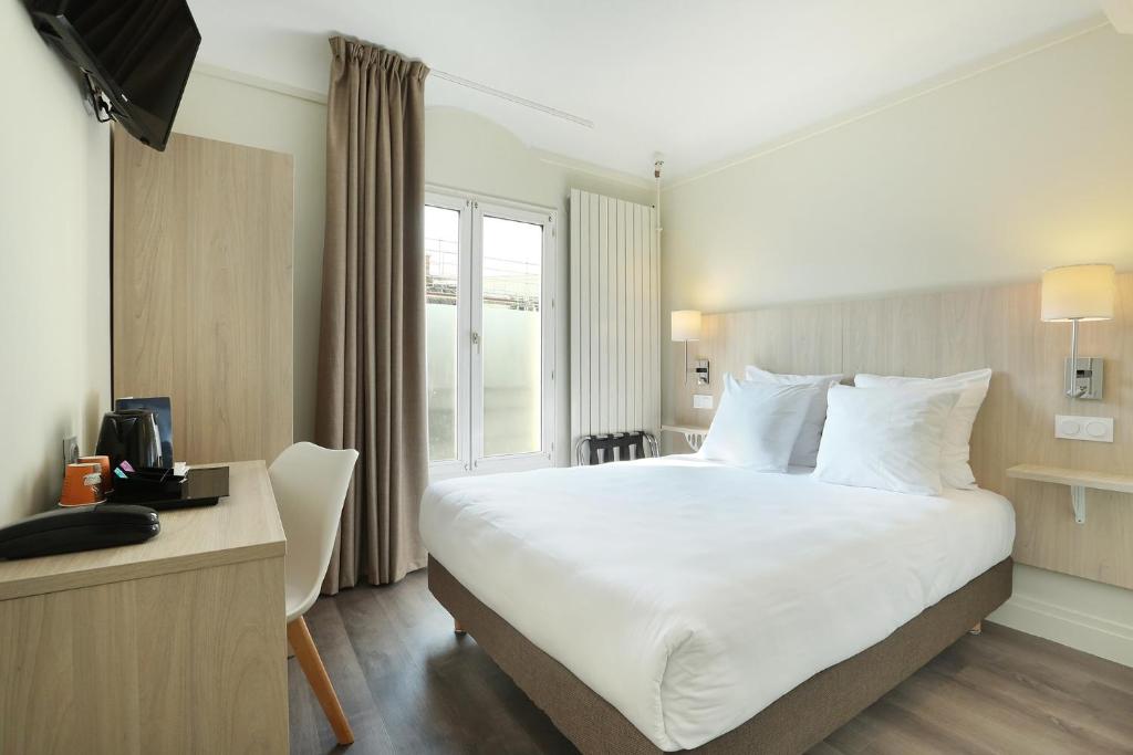 Murat Hotel Review: A Parisian Gem - Hotel Location and Accessibility