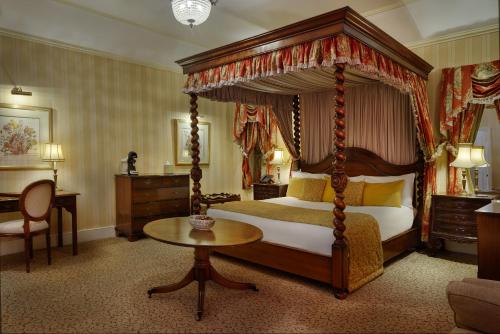 Nailcote Hall - Accommodation and Room Amenities