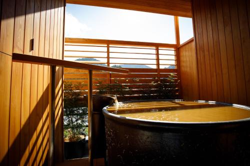 Nakanobo Zuien (Adult Only) - Overview and Location
