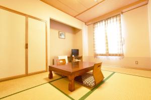 Nayoro Onsen Sunpillar - Location and Distance