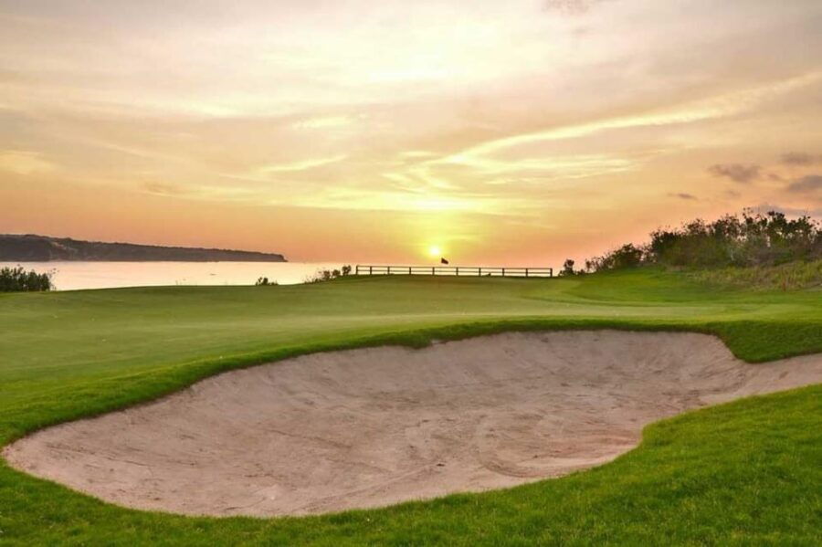 New Kuta Golf Bali 18-Hole + Southern Day Tour - Overview of the Experience